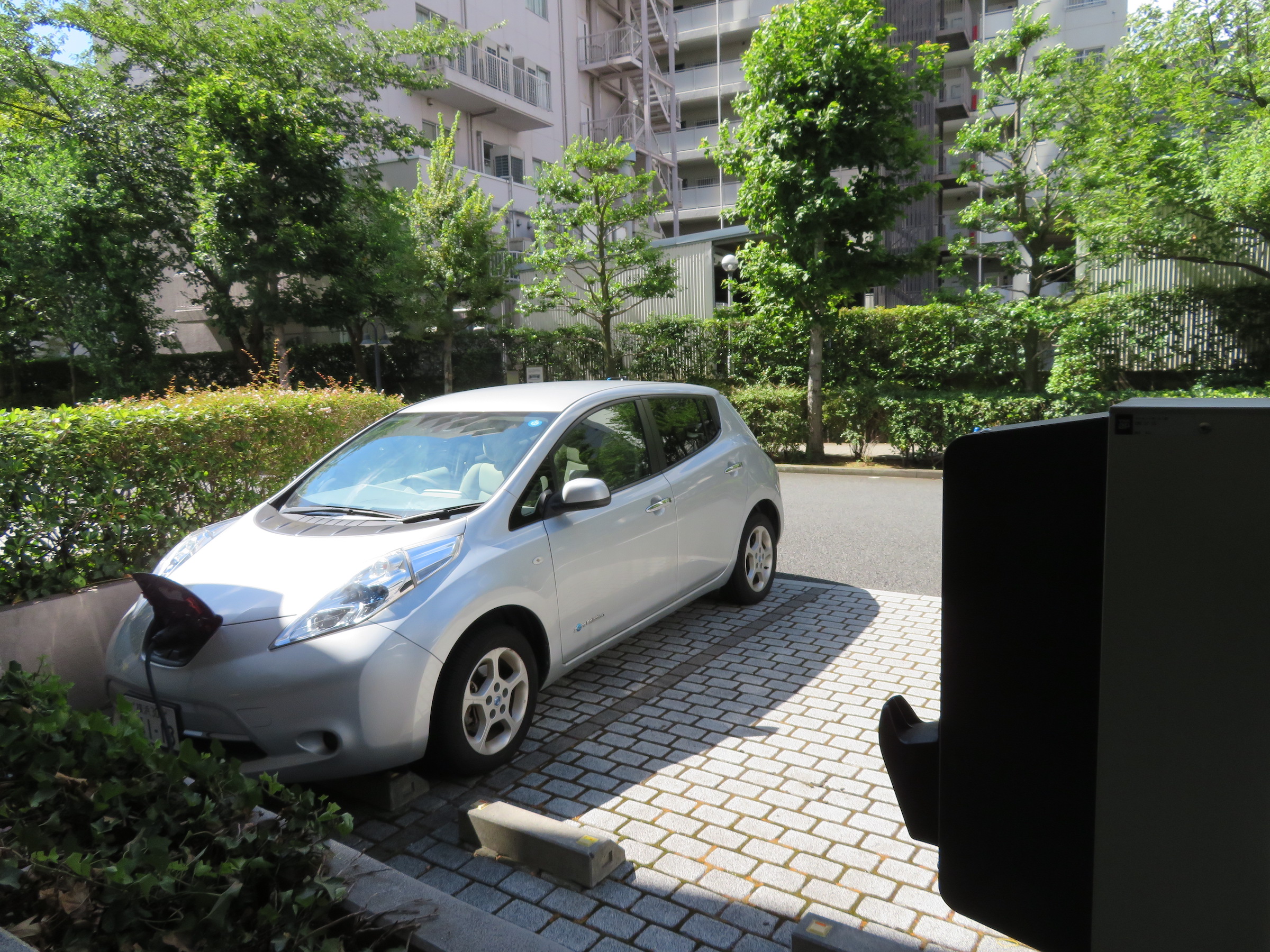 マンション駐車場で6kwのev充電器を設置 ユアスタンド