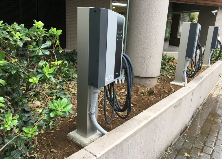 マンションへの電気自動車(EV)充電器の導入事例 マンションへの電気自動車(EV)充電器の導入事例